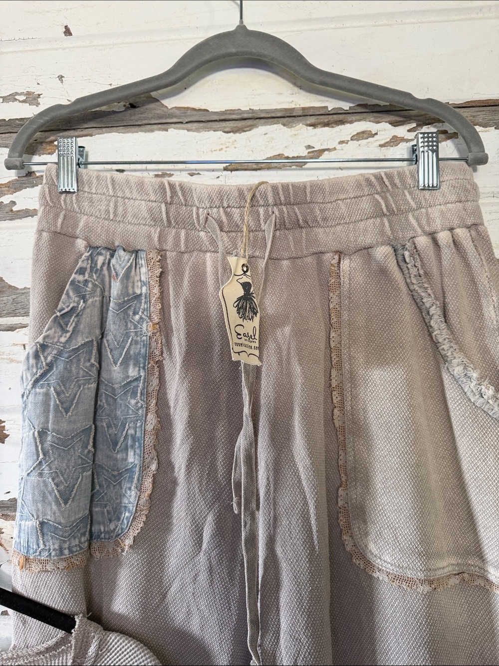 Easel Boho Wide Leg Pants and shirt in Faded Taupe with Patch Pocket new - Picture 5 of 15